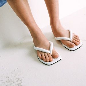 Zara quilted slides